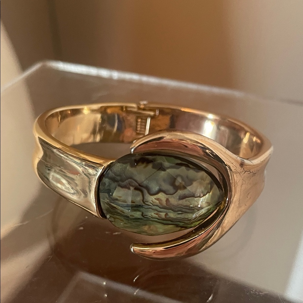 RIM SoHo Gold plated abalone stone bangle